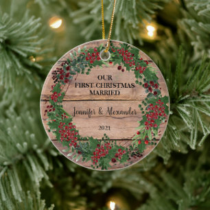 Vår första jul tillsammans med gifta trägon julgransprydnad keramik