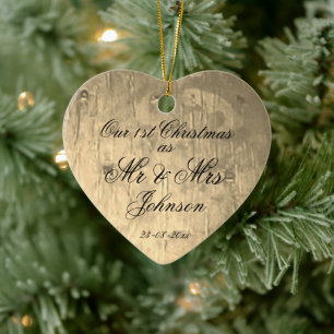 Vår första jul tillsammans med Mr & Mrs Elegant Julgransprydnad Keramik