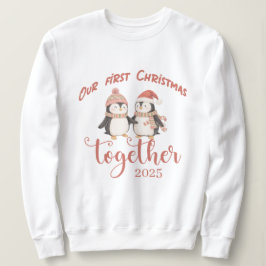 Vår första jul tillsammans.Pingvinpar design T Shirt