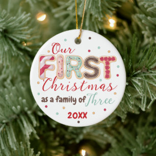 Vår första julfamilj med 3 års Baby First Julgransprydnad Keramik