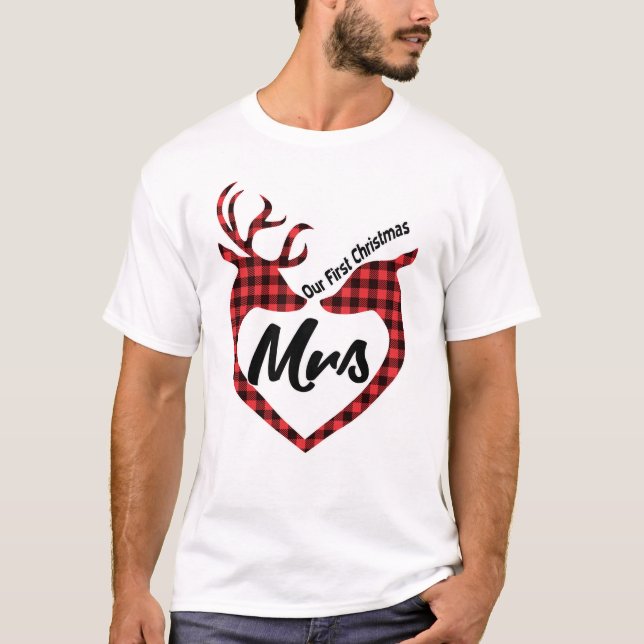 Vår första julklapp, fru 2021 Matching  T Shirt (Framsida)