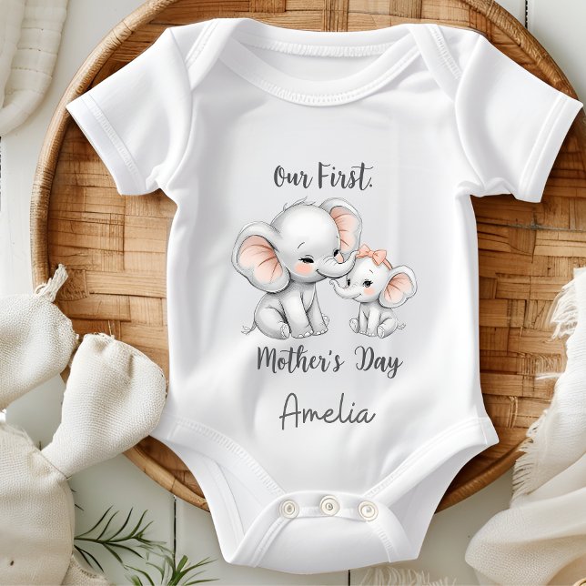 Vår första mors dag baby bodysuit söt elefant t shirt (Skapare uppladdad)