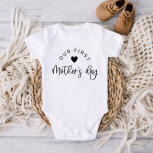 Vår första Mors dag Baby T Shirt