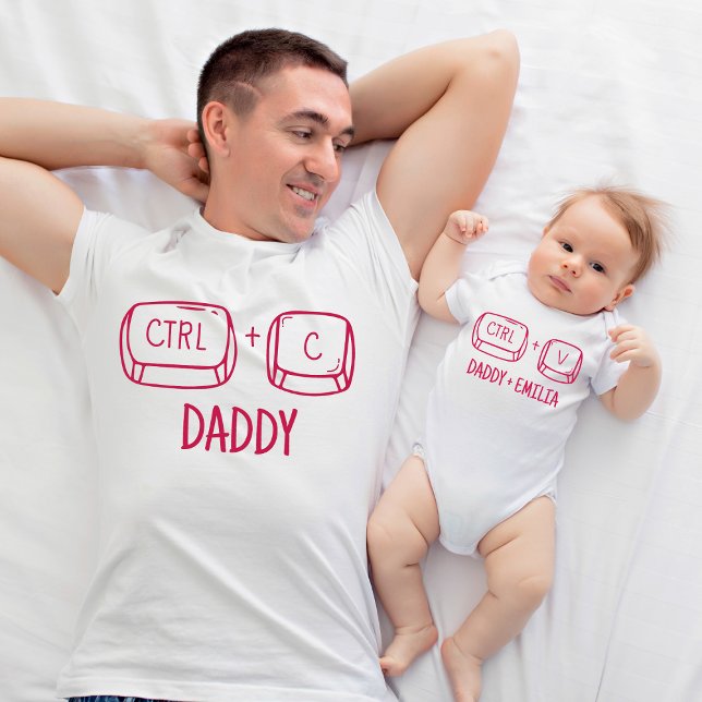Vår första nya Fars dag-pappa och Baby-matchning T Shirt (Skapare uppladdad)