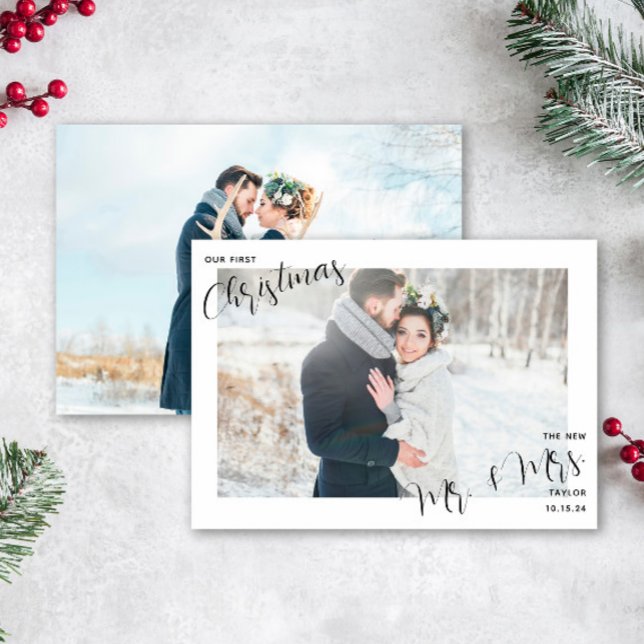 Vår första nylanserade julfoto julkort (Easily personalize this first Christmas as Mr. & Mrs. Card with 2 photos and your deets!)