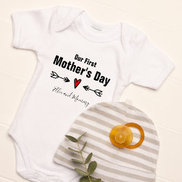 Vår första Personlig i Mors dag T Shirt
