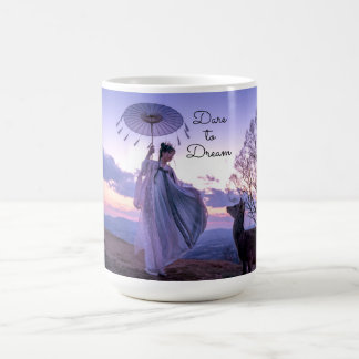 Var i Dream Woman med Parasol och Alpaca Br Kaffemugg