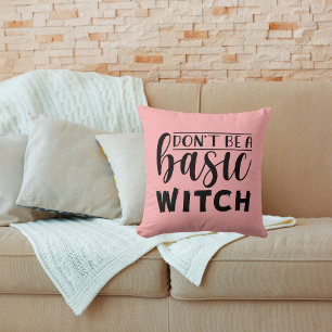 Var inte en vanlig Witch-funny Humor Rosa Hallowee Kudde