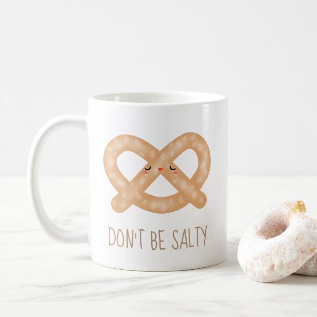 Var inte lugn, Cute Pretzel Food Humor Kaffemugg (Med munk)