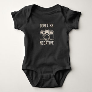Var inte negativt Fotografi Inspirerande Citat T Shirt
