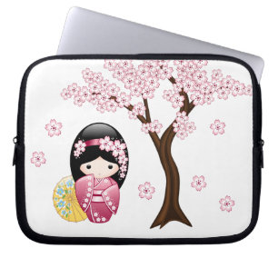 Vår Kokeshi-docka - Söt japansk geishaflicka Laptop Sleeve