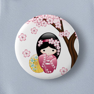 Vår Kokeshi Doll - Cute Japansk Geisha Girl Knapp