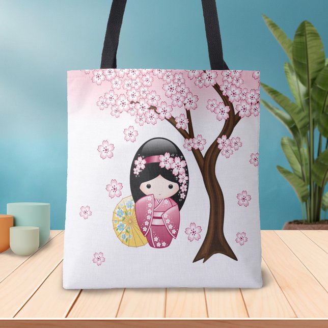 Vår Kokeshi Doll - Cute Japansk Geisha Girl Tygkasse (Skapare uppladdad)