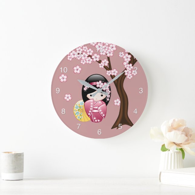 Vår Kokeshi Doll - Cute Japansk Geisha på Rosan Stor Klocka (Hem)