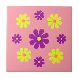 Vår lila och gula blommor för köket kakelplatta