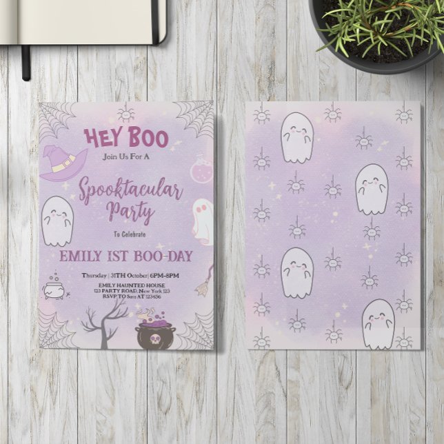 Vår lilla Boo Halloween-inbjudan på första födelse Inbjudningar (Skapare uppladdad)