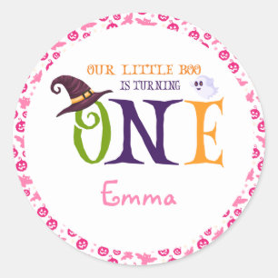 Vår lilla Boo Turning One, Halloween 1:a födelseda Runt Klistermärke
