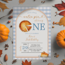 Vår lilla Cutie Paj Blue Gingham första födelsedag