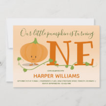 Vår lilla docka är att vända en första födelsedag