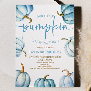 Vår lilla Pumpkin Blue White Fall Födelsedagsfest Inbjudningar