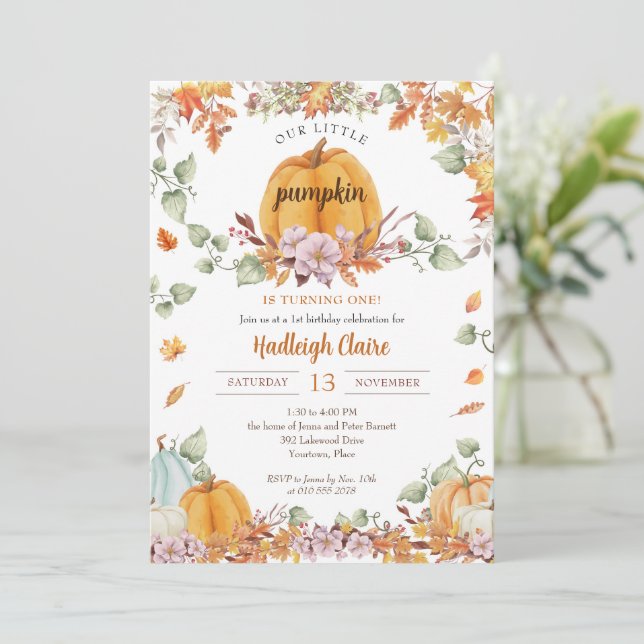 Vår lilla Pumpkin First Födelsedagsfest Inbjudningar (Stående Fram)