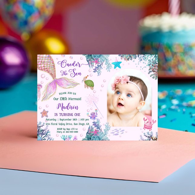 Vår lilla Sjöjungfru Oneder Sea 1:a födelsedag Inbjudningar (Oneder the sea Mermaid Girl Birthday Party Invitation)