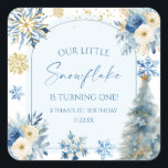 Vår lilla snöflingande blå vinterFödelsedagsfest Fyrkantigt Klistermärke<br><div class="desc">Det här är vår lilla snöflinga blå vinter-Födelsedagsfestens favoritstickrar!</div>