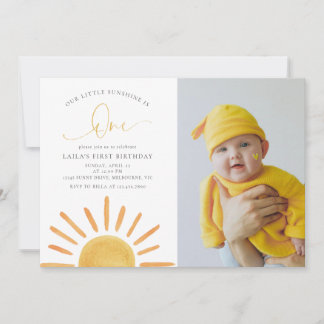 Vår lilla solsken är ONE 1-års födelsedagsfoto Inbjudningar