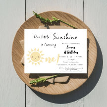 Vår lilla solsken fyller ett år - en söt födelseda