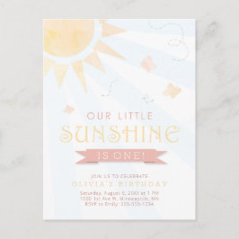 Vår lilla solskensfärgade fjäril-fågel vykort