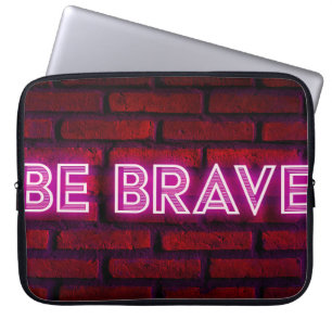 Var modigt inspirerande citattecken, använd text p laptop fodral