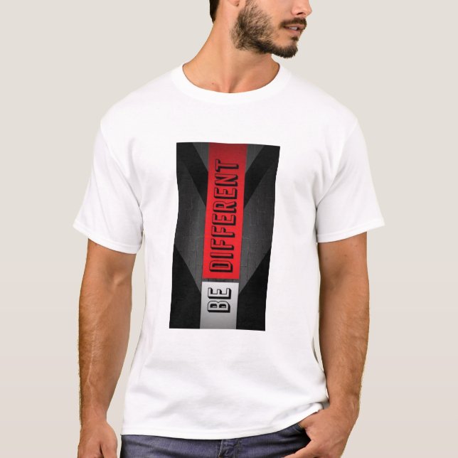 VAR OLIK. T-SHIRT MED TRYCKT TEXT (Framsida)
