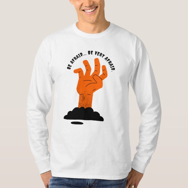 Var rädd - Orange Hand Halloween Manar T Shirt (Framsida)