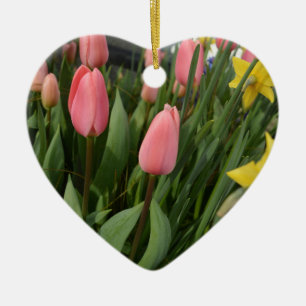 Vår rosa tulpanblommor grattis på födelsedagen julgransprydnad keramik