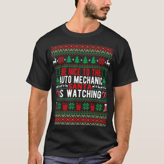 Var snäll mot den mekaniska tomten som tittar på C T Shirt (Framsida)