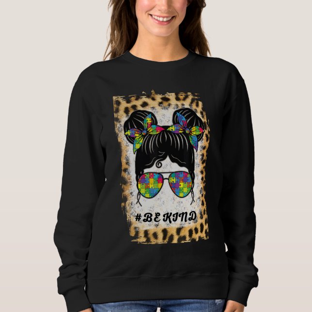 Var snäll och uppmärksamma autismen, Messy Bun Gir T Shirt (Framsida)
