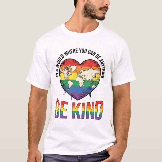 Var snäll värld hjärta regnbåge vektor T-shirt des (Framsida)