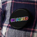 Var stolt över HGBT Gay pride Knapp<br><div class="desc">Var stolt: ett positivt och upplyftande budskap skrivet i regnbåge färg.</div>