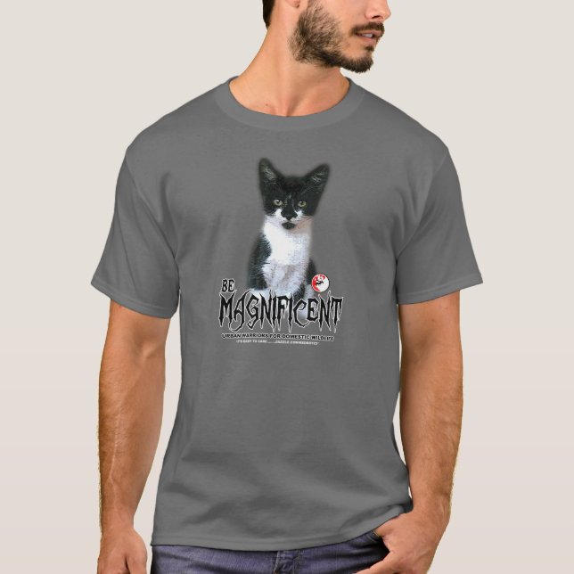 VAR STORARTAD T SHIRT (Framsida)
