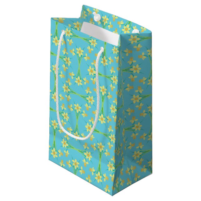 Vår Sunshine Daffodils on Blue Small Gift Bag (Framsidan Vinklad)