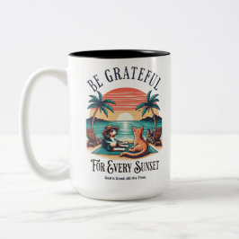 Var tacksam för varje solnedgång Två-Tonad mugg