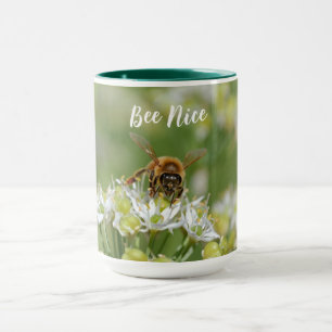 Var trevlig bi på Flower Mugg Kopp