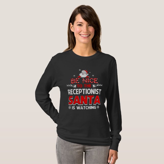 Var trevlig till receptionisten som Santa håller Tee Shirt (Hel framsida)