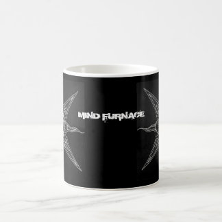 Vara besvärad pannakoffeinkistan kaffemugg