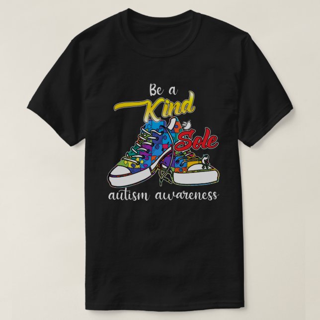 vara en slags ensam autismmedvetenhet t shirt (Design framsida)