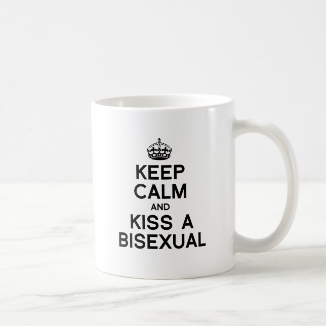 VARA LUGN OCH KYSS EN BISEXUELL KAFFEMUGG (Höger)