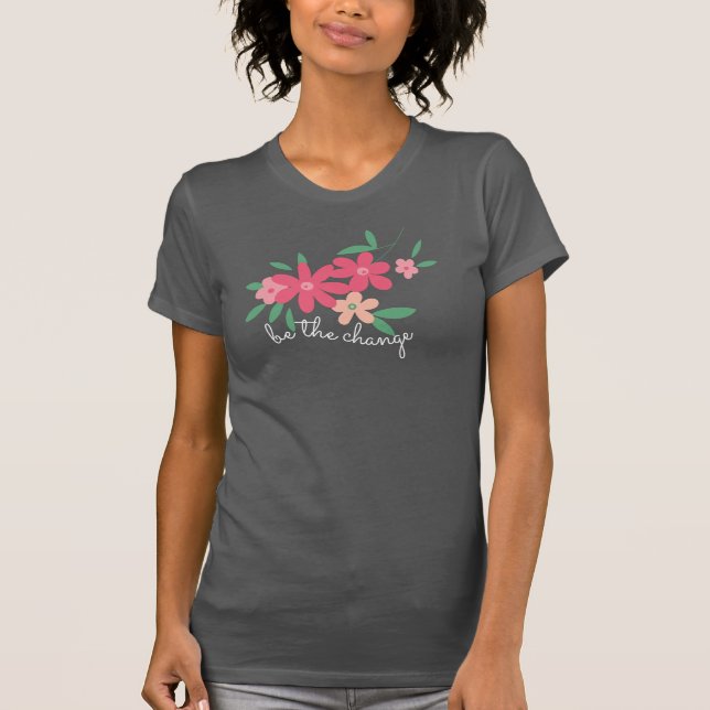 Vara Rosa Daety Flowers T Shirt (Framsida)