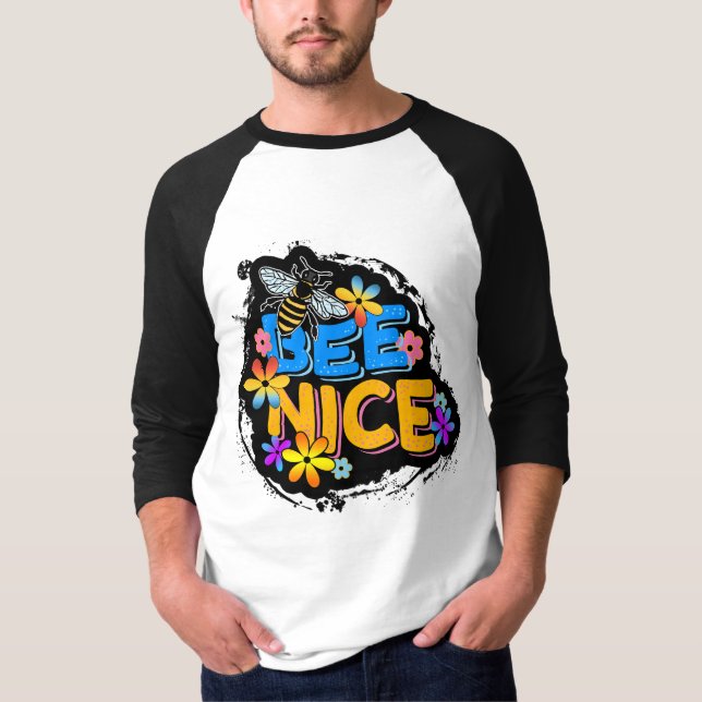 VARA SNÄLL FLORALA FÄRGGLADA BLOMMOR T SHIRT (Framsida)