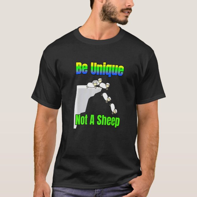 vara unika, inte ett får som följer på olika avstå t shirt (Framsida)