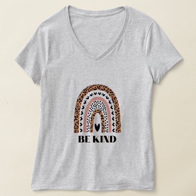 vara vänlig regnbåge t shirt (Laydown)
